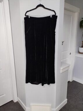 Velour Eileen Fisher wide leg pants with pockets